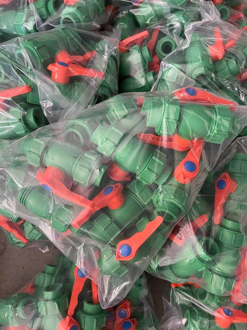 All Kinds of Factoty Supply PPR Pipe Fitting Green Color Double Union Ball Valve for Home